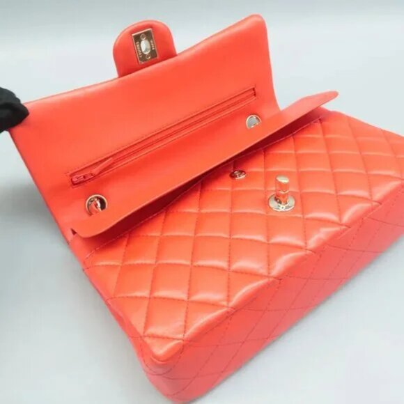 100% Authentic CHANEL CF Red Leather Shoulder Bag - Picture 7 of 12